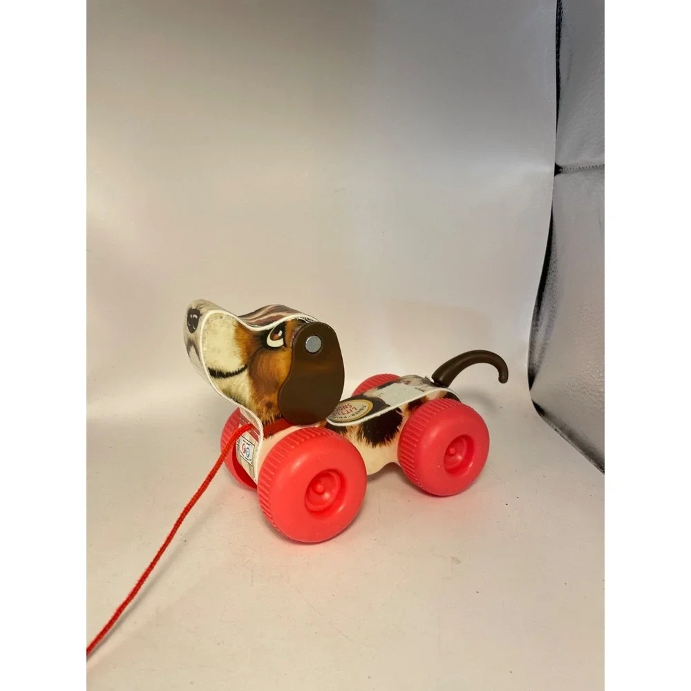 2014 Fisher-Price LITTLE SNOOPY Dog Beagle‎ Classic Pull Toy FP 1650 Mattel